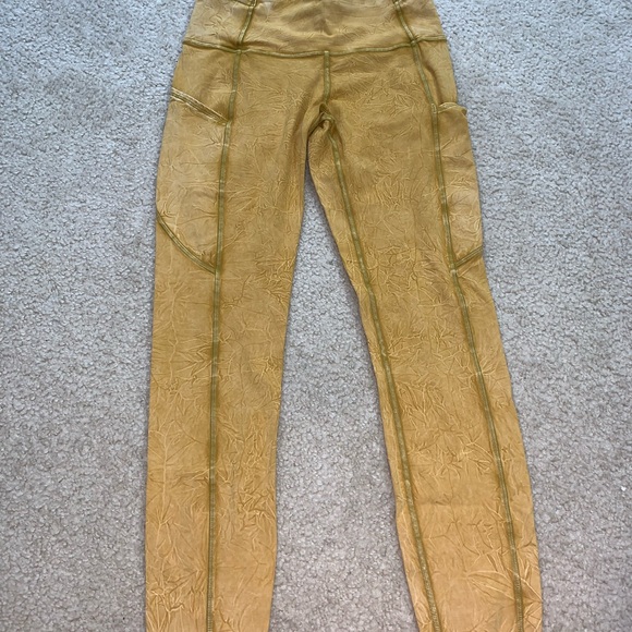 Lululemon leggings - Picture 1 of 2